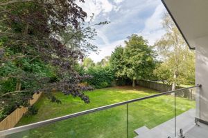 Photo 18- click for photo gallery